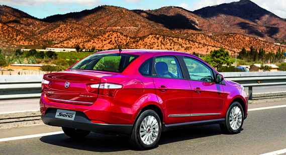 O modelo Grand Siena Essence sai em duas versões, com câmbio manual ou dualogic, ambas com motor 1.6(foto: Adeildo Silva/divulgação) O modelo Grand Siena Essence sai em duas versões, com câmbio manual ou dualogic, ambas com motor 1.6(foto: Adeildo Silva/divulgação)
