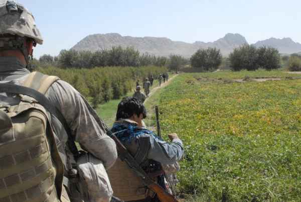 No Afeganisto, Maurcio passou a travar lutas mais fechadas, nas montanhas que compem o pas(foto: Arquivo Pessoal/Divulgao)
