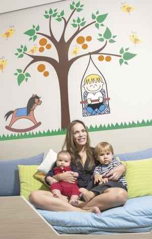 Sensação de encontro: A obstetra Quésia Villamil compara a expectativa para o parto natural como estar na fila para andar numa montanha-russa. Sensação de encontro: A obstetra Quésia Villamil compara a expectativa para o parto natural como estar na fila para andar numa montanha-russa.