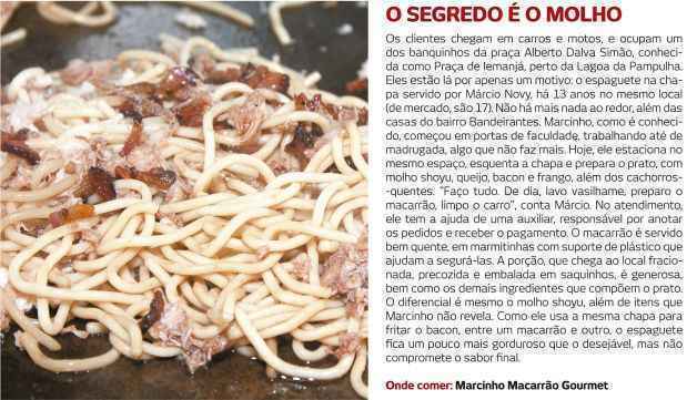 Espaguete feito na chapa com direito a muito bacon: h quase 20 anos  assim o preparo do produto servido na Pampulha(foto: Paulo Marcio/Encontro)