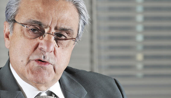 Robson Andrade, presidente da CNI: perspectiva otimista para a indstria em 2013(foto: Iano Andrade/CB/DA/DA Press; Eugnio Gurgel; Cludio Cunha; Divulgao)
