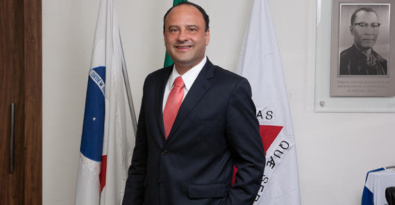 Luis Cludio Chaves, eleito para o segundo mandato consecutivo(foto: Eugnio Gurgel)