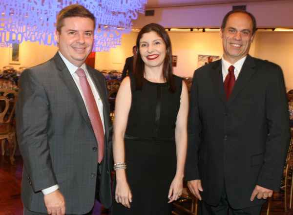 Governador Antonio Anastasia, Eliane Parreiras e Mauro Tunes(foto: Eugnio Gurgel)