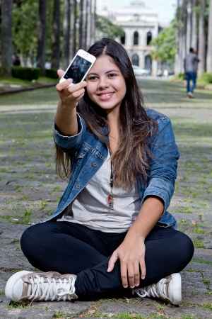 Paloma Morais gosta das curtidas e dos comentrios sobre suas selfies nas redes sociais: 