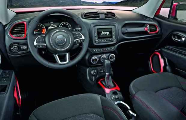 O acabamento interno do Renegade lembra muito o utilizado nos carros da Fiat, mas com um toque mais requintado(foto: Divulgação) O acabamento interno do Renegade lembra muito o utilizado nos carros da Fiat, mas com um toque mais requintado(foto: Divulgação)