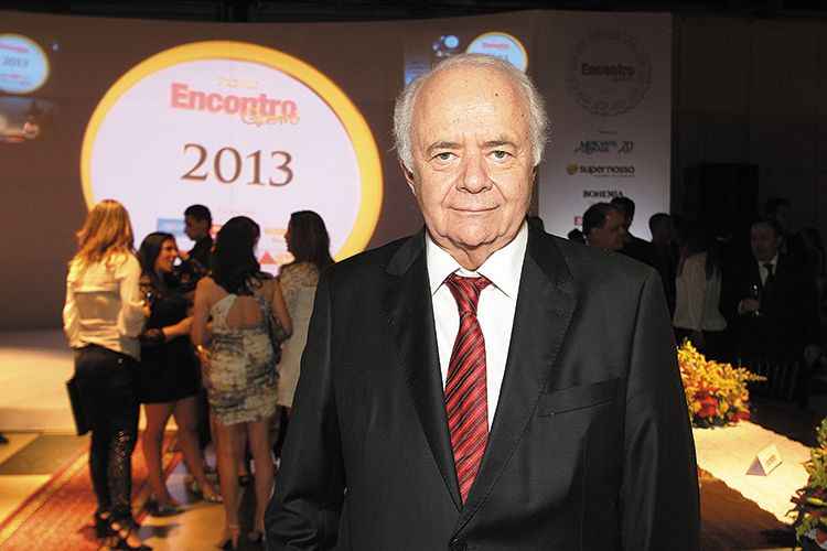 Álvaro Teixeira da Costa, presidente do grupo Diários Associados: Álvaro Teixeira da Costa, presidente do grupo Diários Associados: