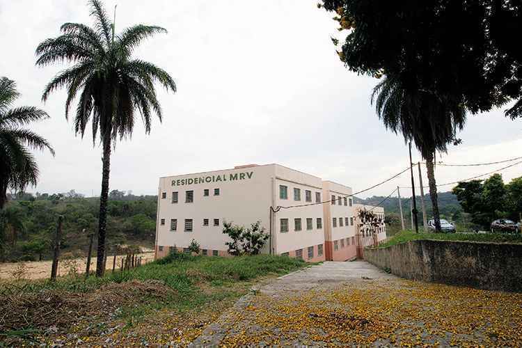 Prédio doado pelo empresário para a Cidade dos Meninos São Vicente de Paula, em Ribeirão das Neves: só na última década, ele doou do próprio bolso 12 milhões de reais para a entidade(foto: Gláucia Rodrigues/Encontro) Prédio doado pelo empresário para a Cidade dos Meninos São Vicente de Paula, em Ribeirão das Neves: só na última década, ele doou do próprio bolso 12 milhões de reais para a entidade(foto: Gláucia Rodrigues/Encontro)
