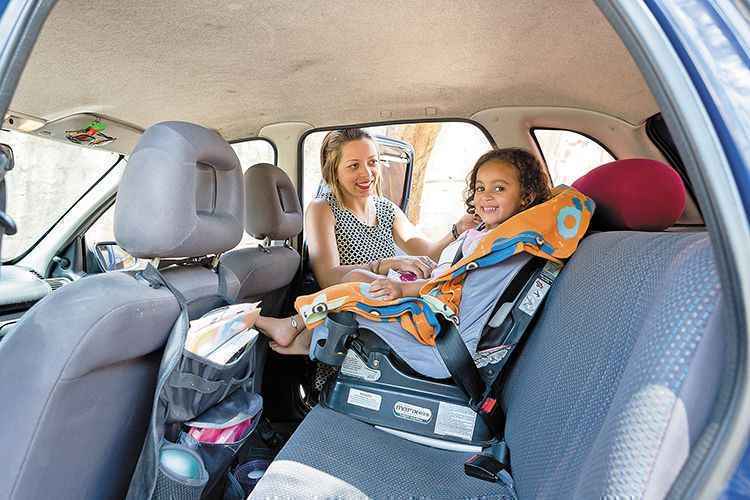 A pequena Beatriz, filha da fisioterapeuta Nayara Lima, briga para não dormir: A pequena Beatriz, filha da fisioterapeuta Nayara Lima, briga para não dormir: