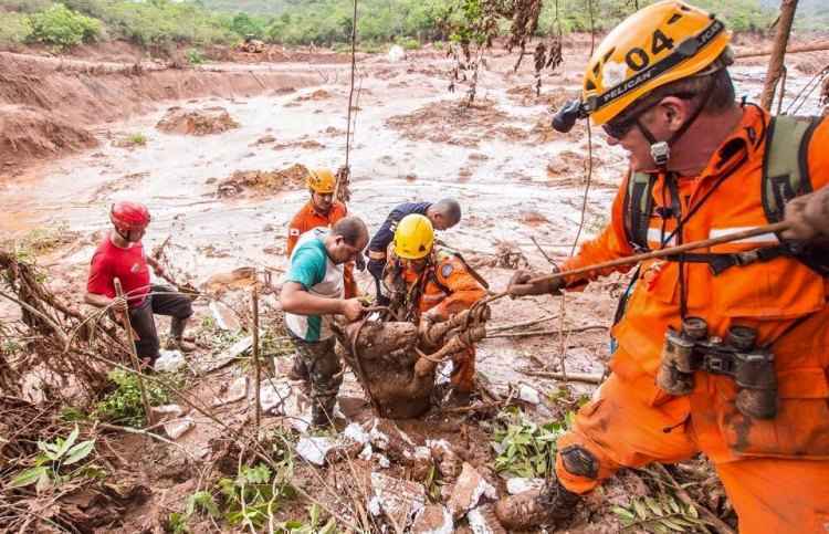 (foto: Facebook/bombeiros.minasgerais/Reprodução) (foto: Facebook/bombeiros.minasgerais/Reprodução)