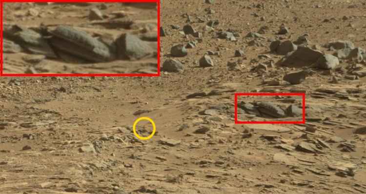 Ao lado da suposta cruz, haveria também pedras parecidas com ruínas de um templo (detalhe)(foto: NASA/JPL-Caltech/MSSS/Divulgação) Ao lado da suposta cruz, haveria também pedras parecidas com ruínas de um templo (detalhe)(foto: NASA/JPL-Caltech/MSSS/Divulgação)