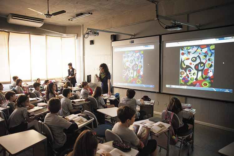 Ensino com inovação: no Unimaster, o projeto Mundo Leitor pode ter como resultado a criação de um livro digital(foto: Paulo Márcio/Encontro) Ensino com inovação: no Unimaster, o projeto Mundo Leitor pode ter como resultado a criação de um livro digital(foto: Paulo Márcio/Encontro)