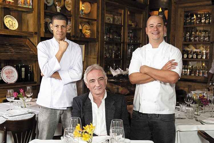 Saulo Fernandes, o restaurateur Fernando Areca Saulo Fernandes, o restaurateur Fernando Areca