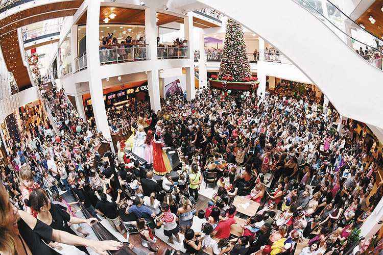 O Pátio Savassi espera o melhor desempenho desde sua inauguração, há 13 anos: o shopping aumentou em 6,4 mil m2 a área construída e ganhou novas redes de peso(foto: Divulgação) O Pátio Savassi espera o melhor desempenho desde sua inauguração, há 13 anos: o shopping aumentou em 6,4 mil m2 a área construída e ganhou novas redes de peso(foto: Divulgação)