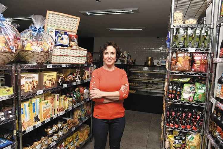 Berenice Diniz Matos Guimarães, do Casa da Serra Empório:
Berenice Diniz Matos Guimarães, do Casa da Serra Empório: